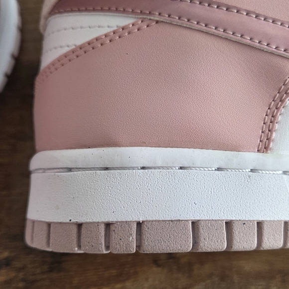 Nike Dunk Low GS 'Pink Glaze' 7Y/W8.5 DO6485-600 New w/Flaw w/ Box - Picture 10 of 11